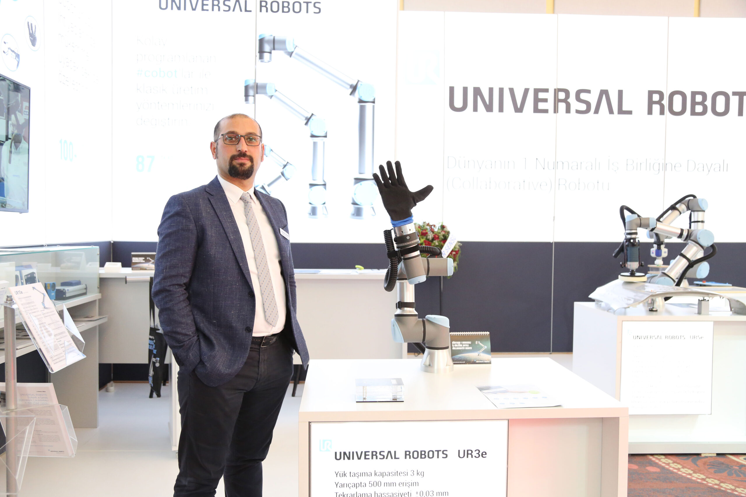 Universal Robots Turkiye ve MEA Ulke Muduru Kandan Ozgur Gok  scaled