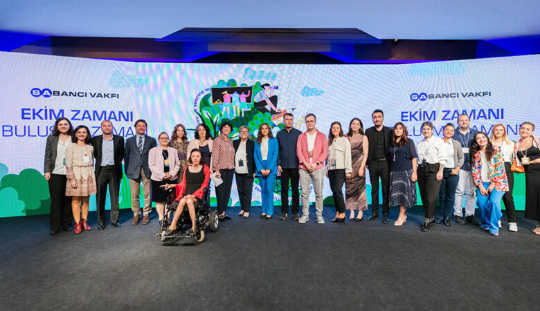 Ekim Zaman   Toplu Foto  raf
